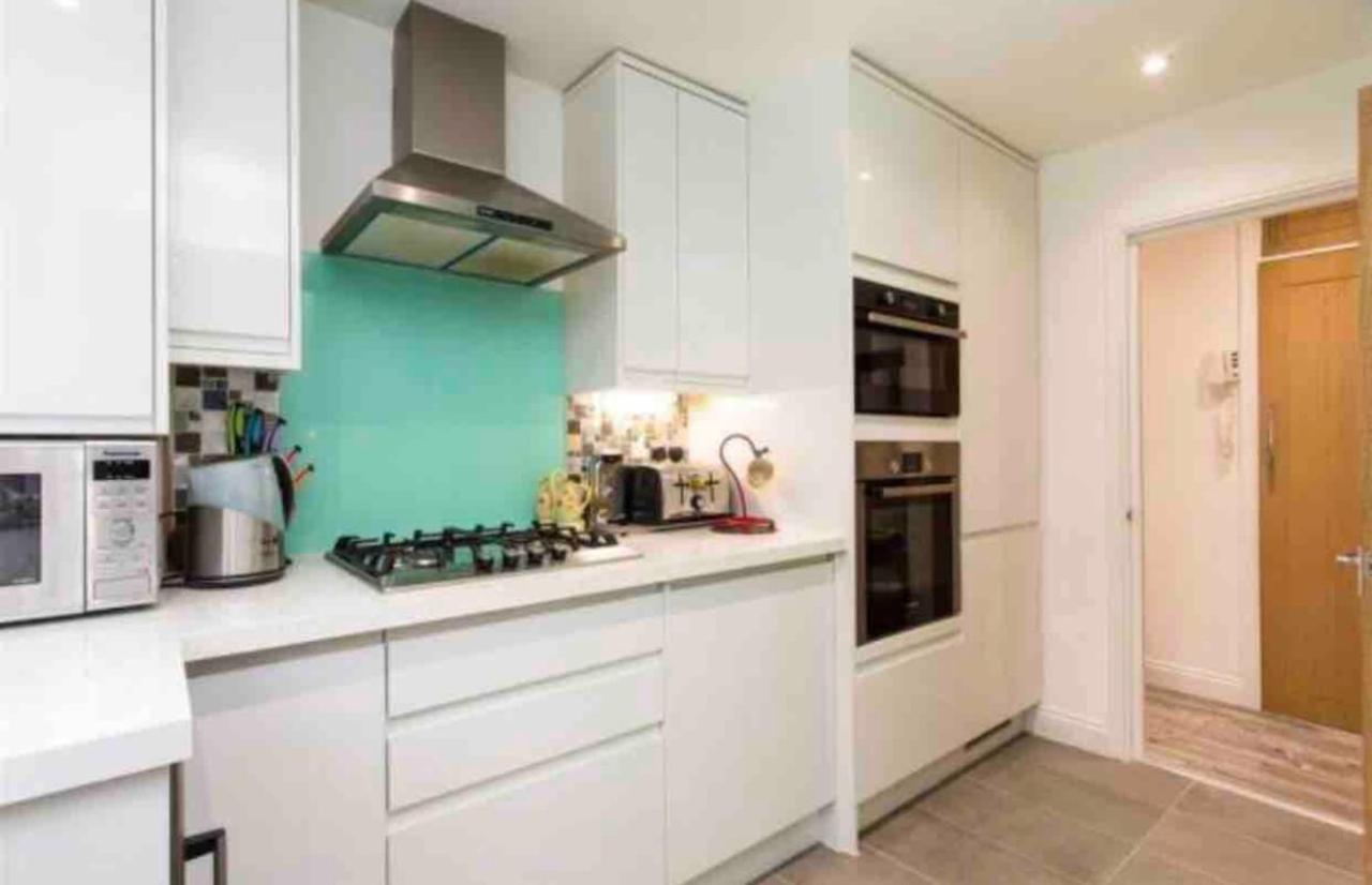 Pensiune Luxury Double Blue Londra